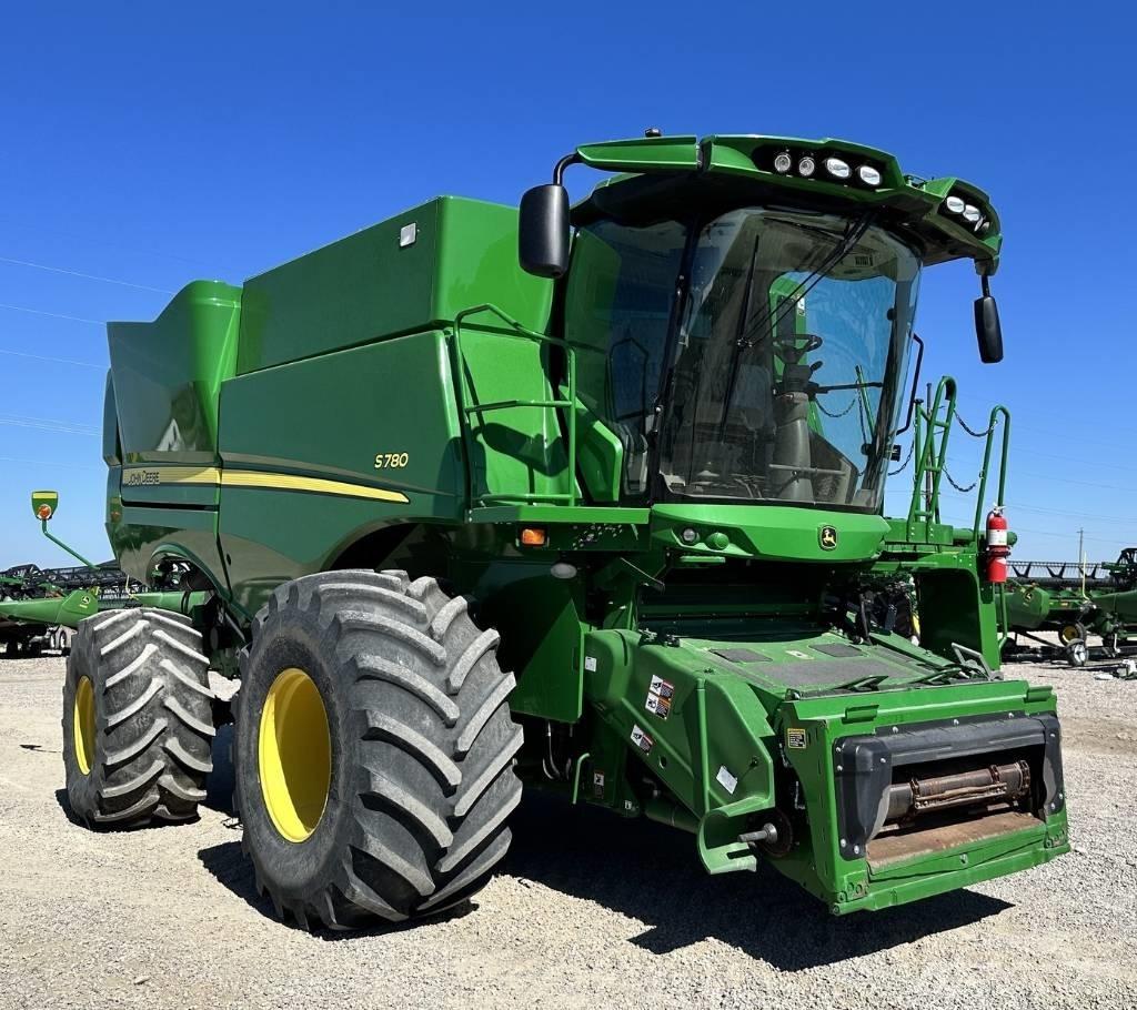 John Deere S 780 Leikkuupuimurit