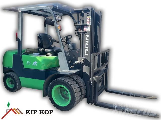 Niuli CPCD 35 Dieseltrukit