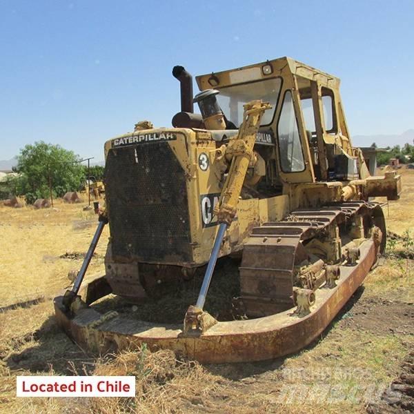 CAT D8K Telaketjupuskutraktorit