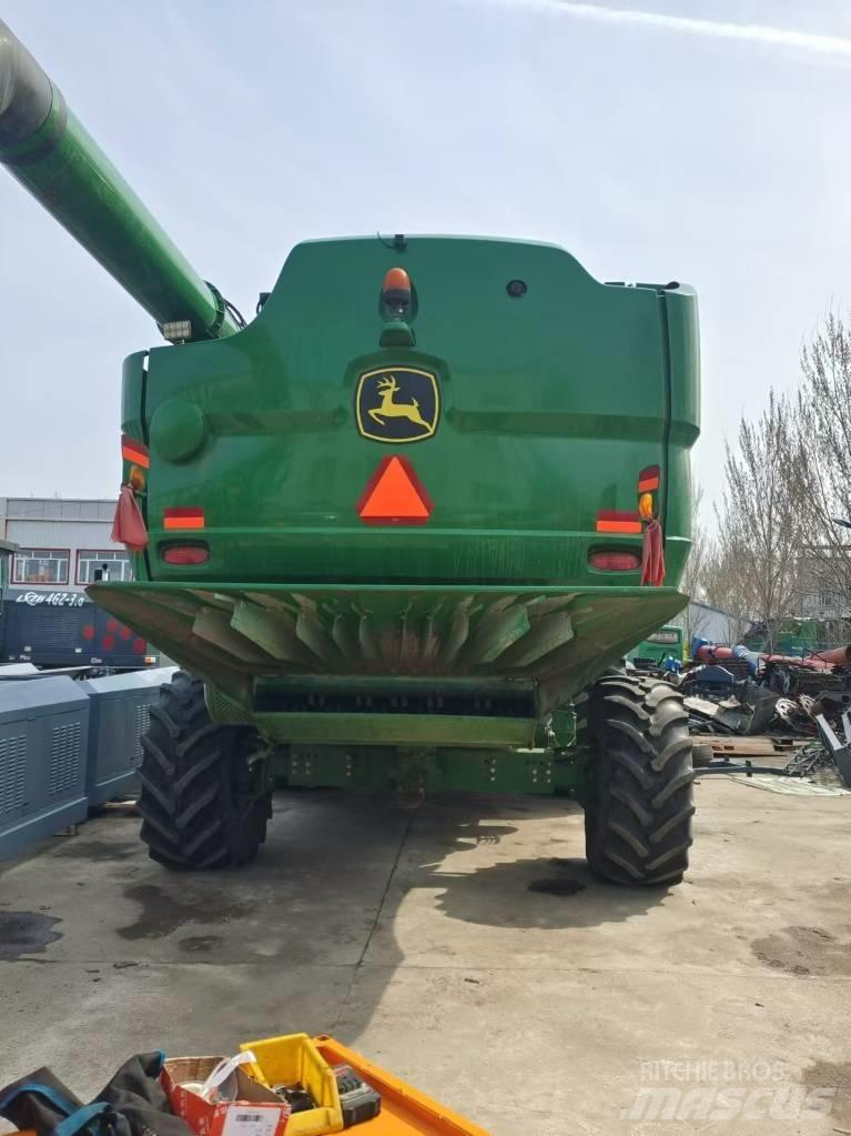 John Deere S660 Leikkuupuimurit