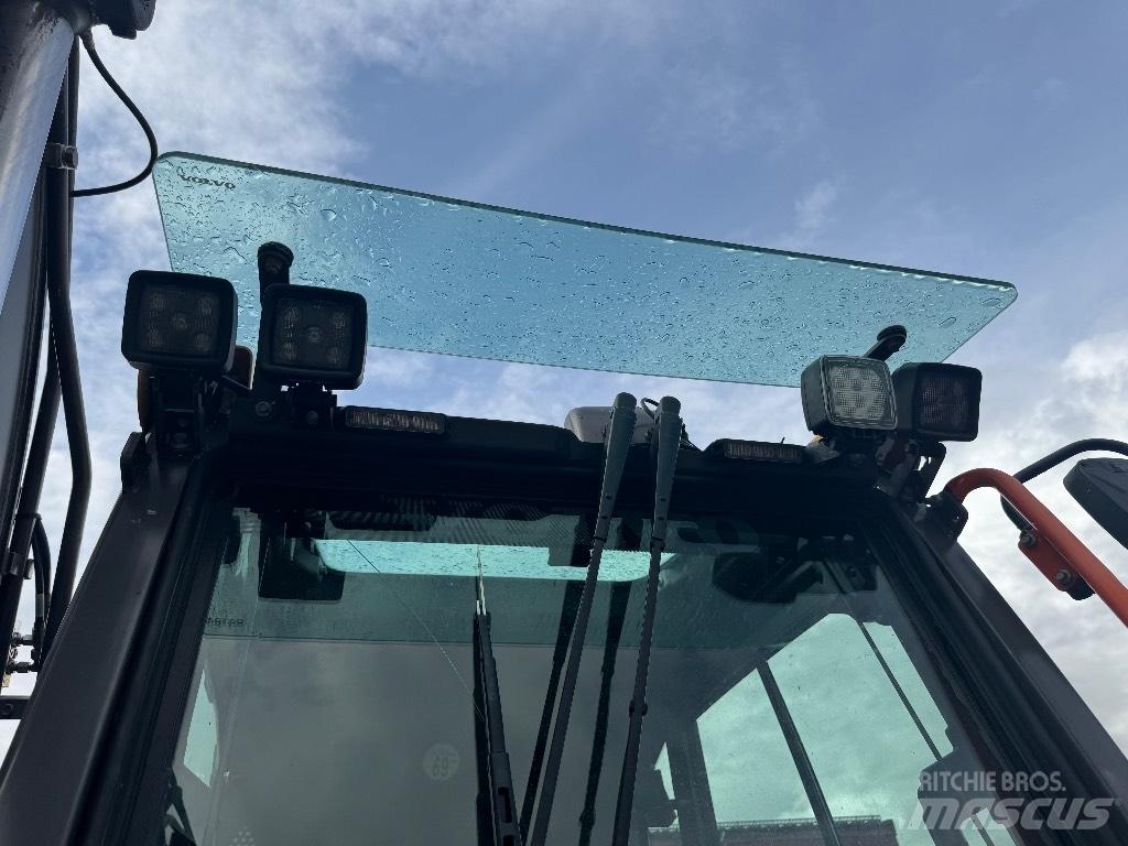 Volvo EC 140 EL Telakaivukoneet