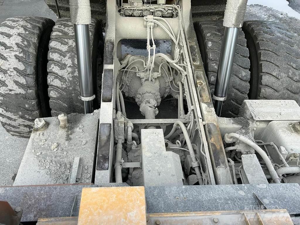 Komatsu HD605-7 Minidumpperit
