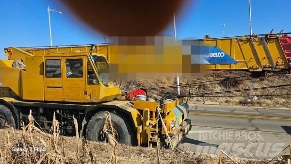Kobelco RK 450 RT-nosturit