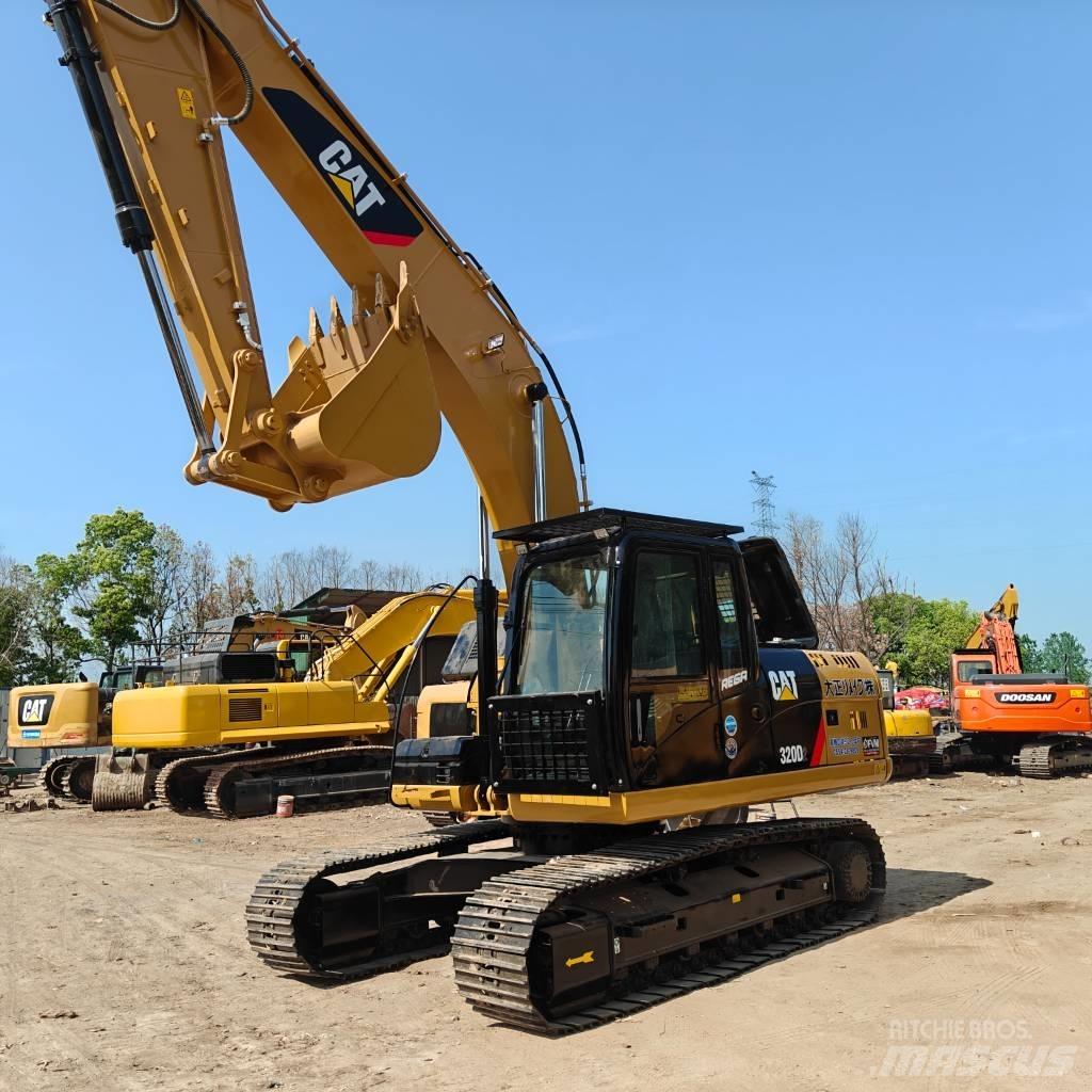 CAT 320D2 Telakaivukoneet
