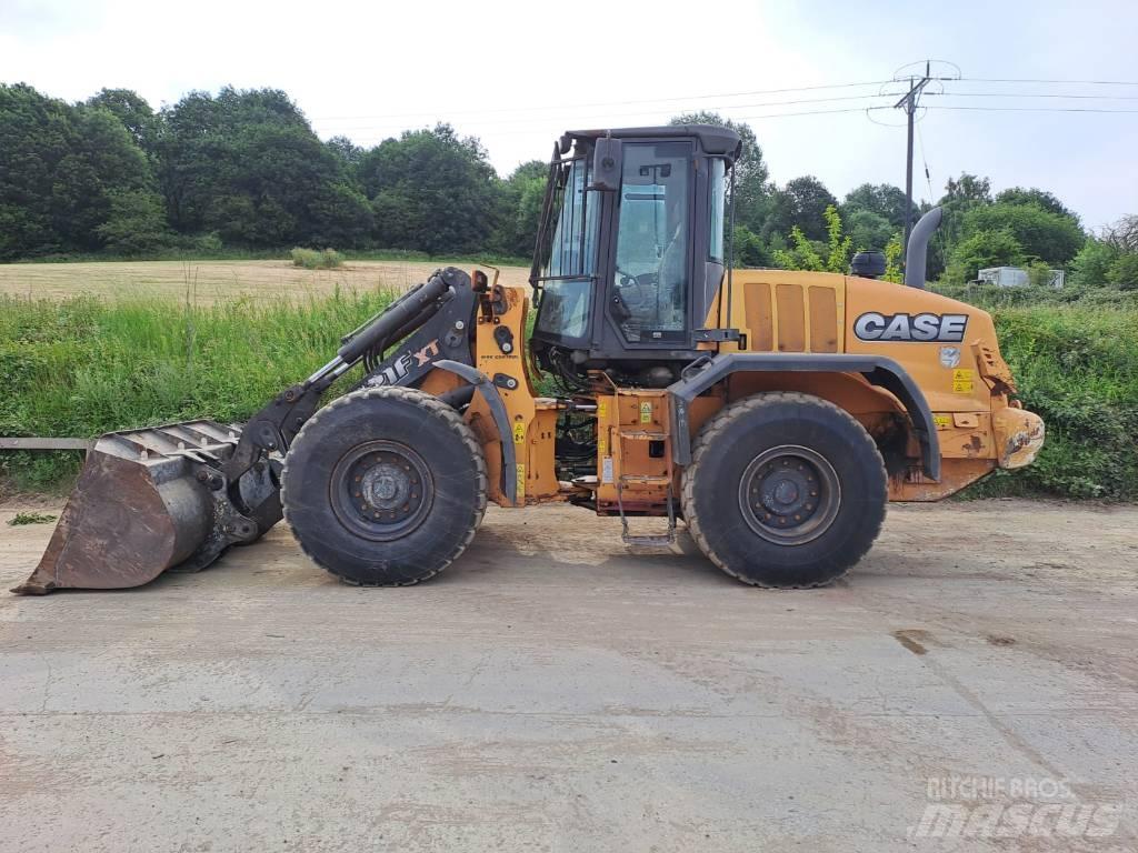 CASE 621 F XT Pyöräkuormaajat