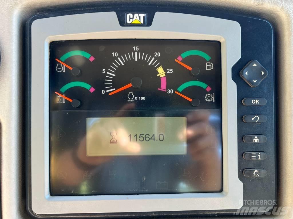 CAT D 6 T LGP VP Telaketjupuskutraktorit