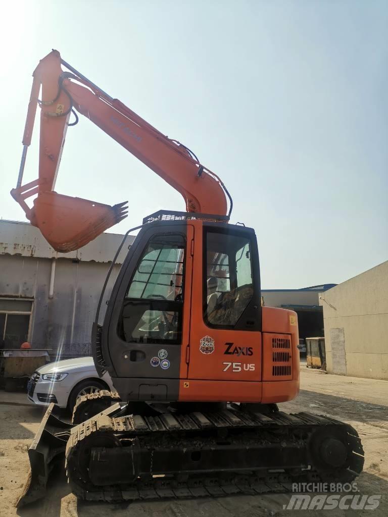 Hitachi ZX 75 Telakaivukoneet