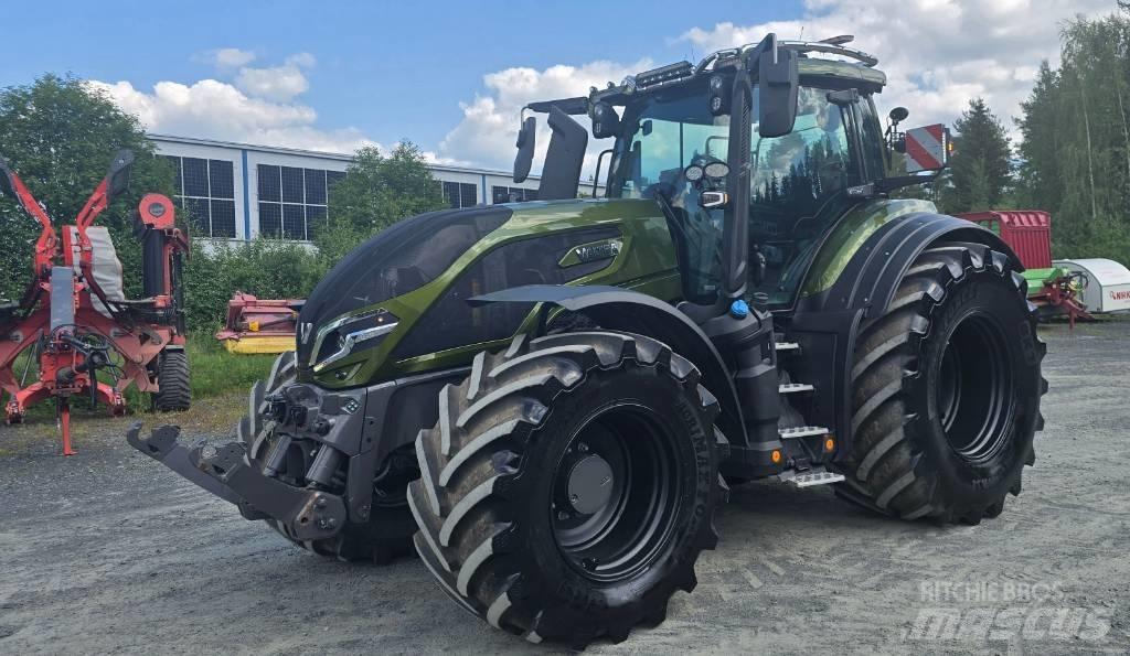 Valtra Q 285 Traktorit