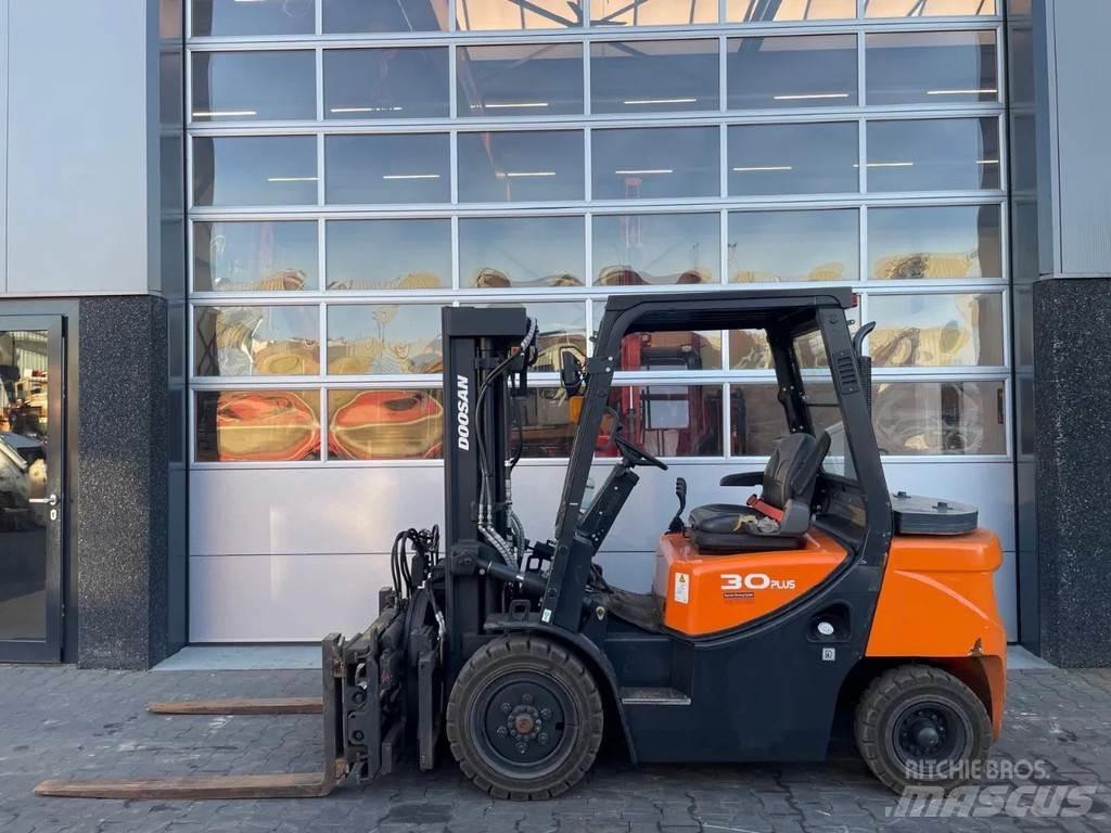 Doosan D30GP Muut haarukkatrukit