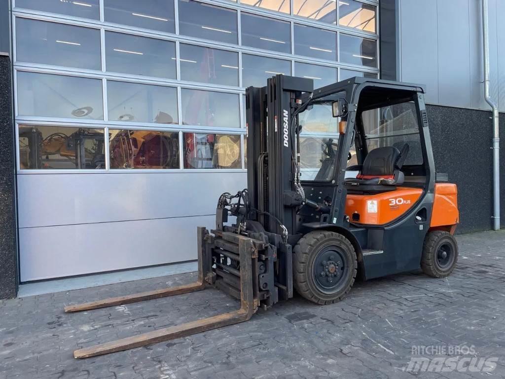 Doosan D30GP Muut haarukkatrukit