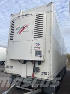 VAK V 5-40 Kylmä-/Lämpökoriperävaunut