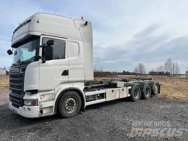 Scania R 560 8*4 Koukkulava kuorma-autot