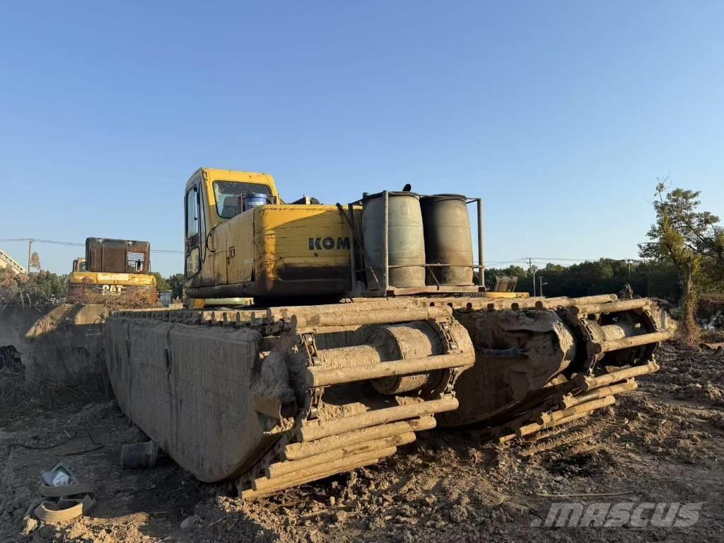 Komatsu PC 200-6 Amfibio-kaivinkoneet