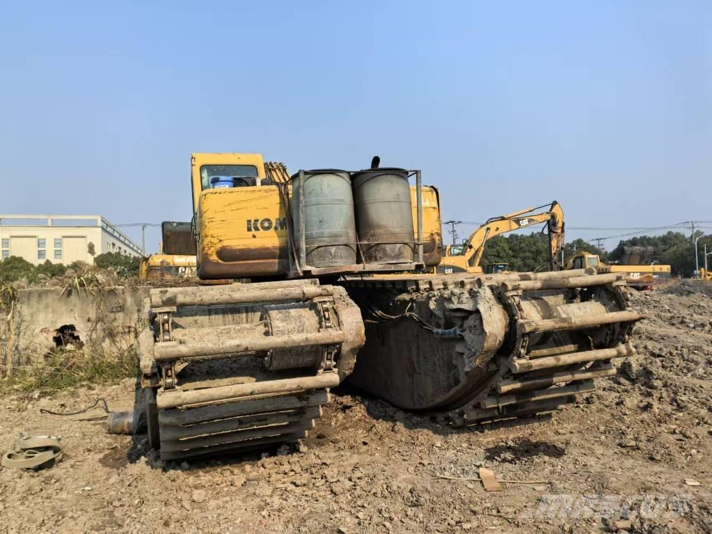 Komatsu PC 200-6 Amfibio-kaivinkoneet
