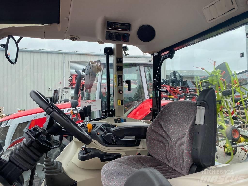 Massey Ferguson 5711 Traktorit