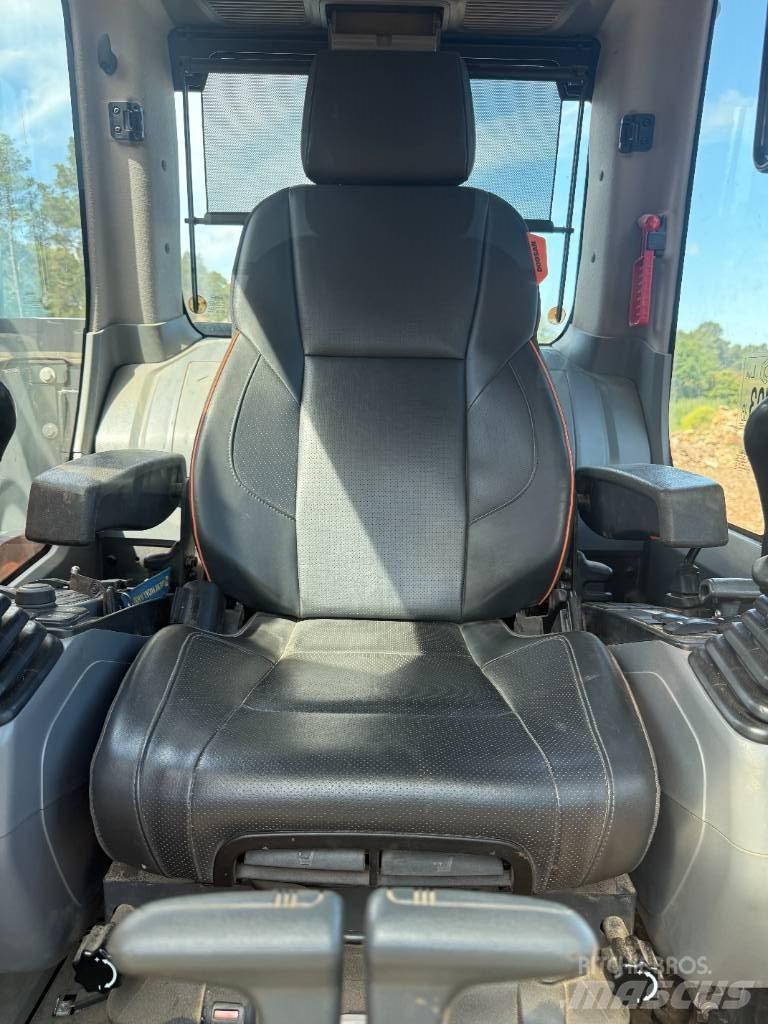 Doosan DX 235 LCR Telakaivukoneet