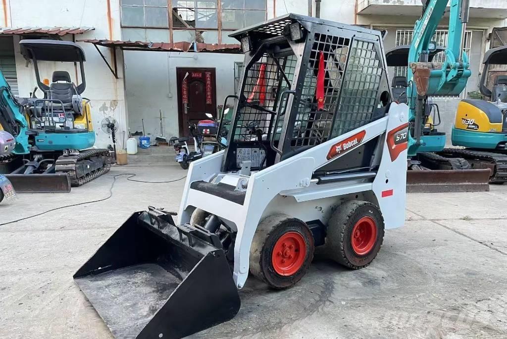 Bobcat S 70 Liukuohjatut kuormaajat