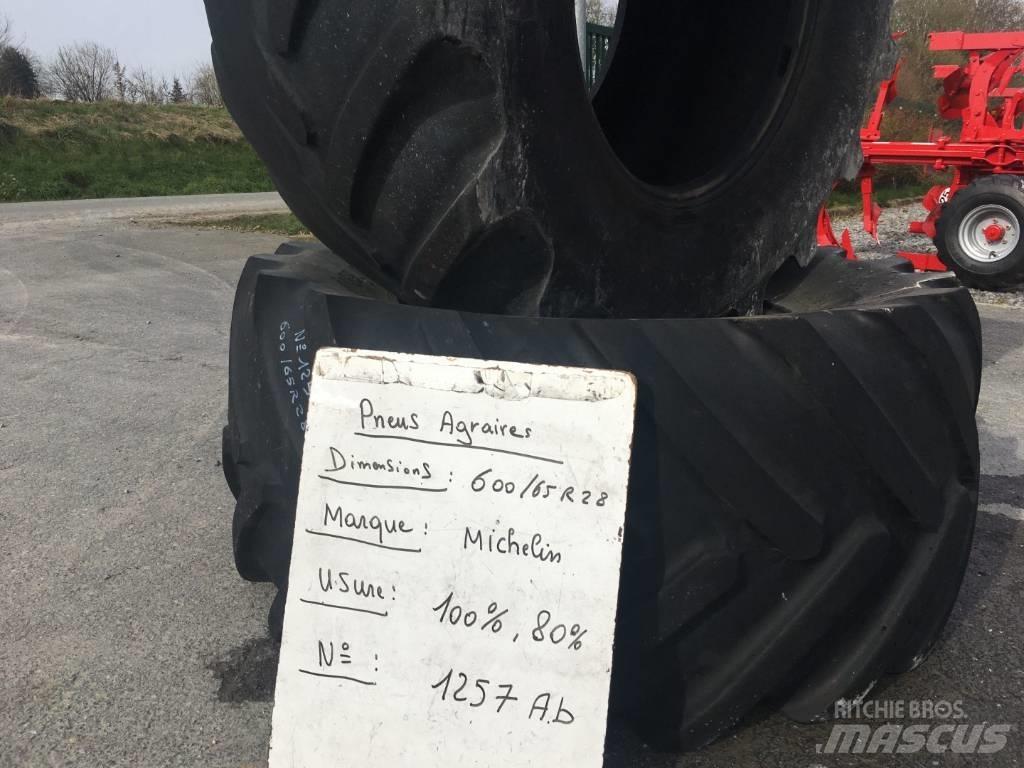 Michelin 600/65R28 Renkaat ja vanteet