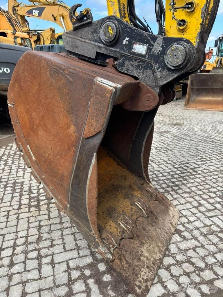 Komatsu PC 210 LC-7 Telakaivukoneet