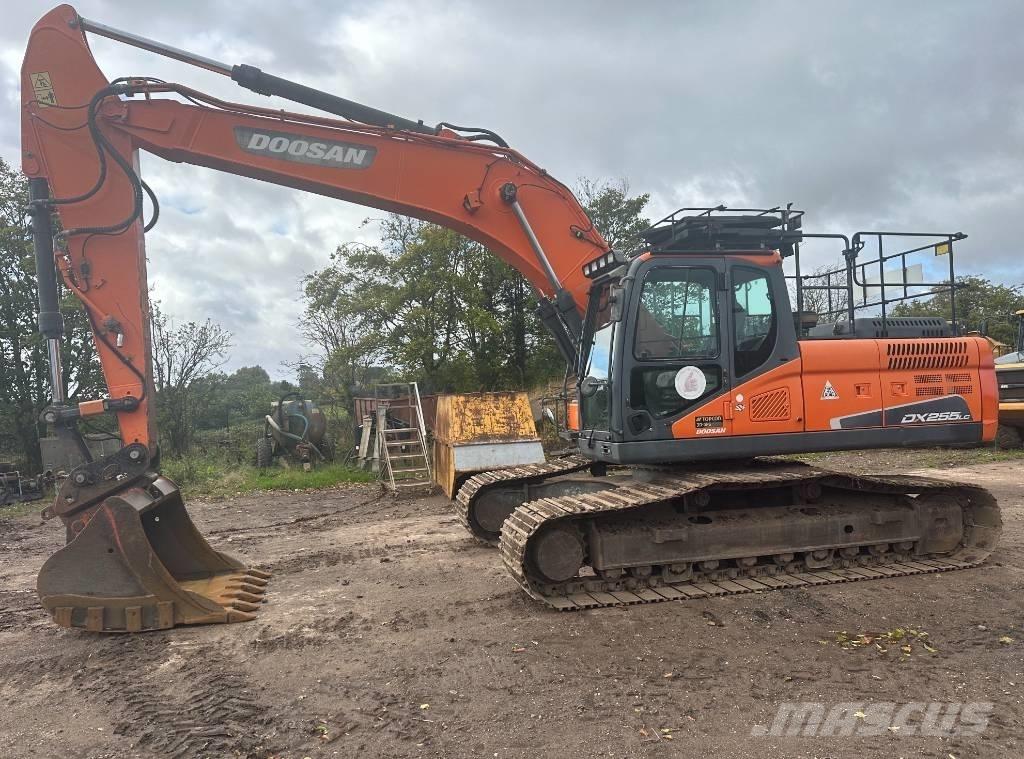 Doosan DX 255 LC-5 Telakaivukoneet