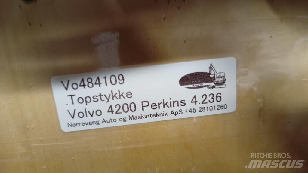 Volvo 4200 Moottorit