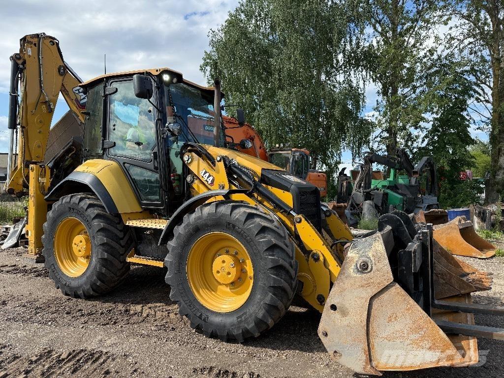 CAT 444 Kaivurikuormaajat