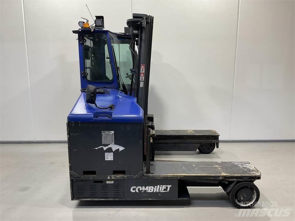 Combilift C5000ET Nelitietrukit