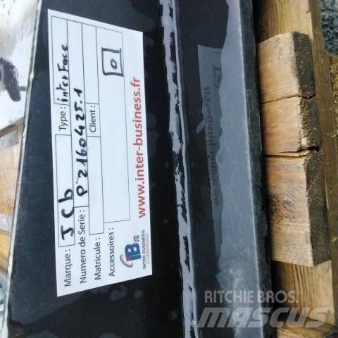 JCB INTERFACE Haarukat