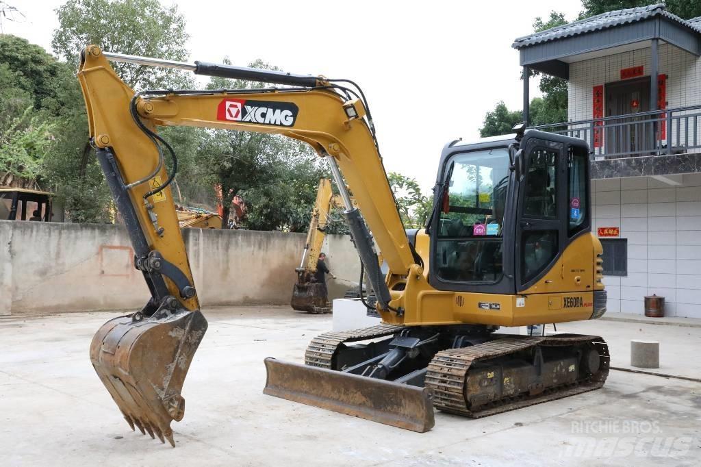 XCMG XE 60 DA Minikaivukoneet < 7t