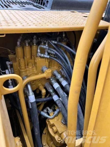 CAT 312 D Telakaivukoneet
