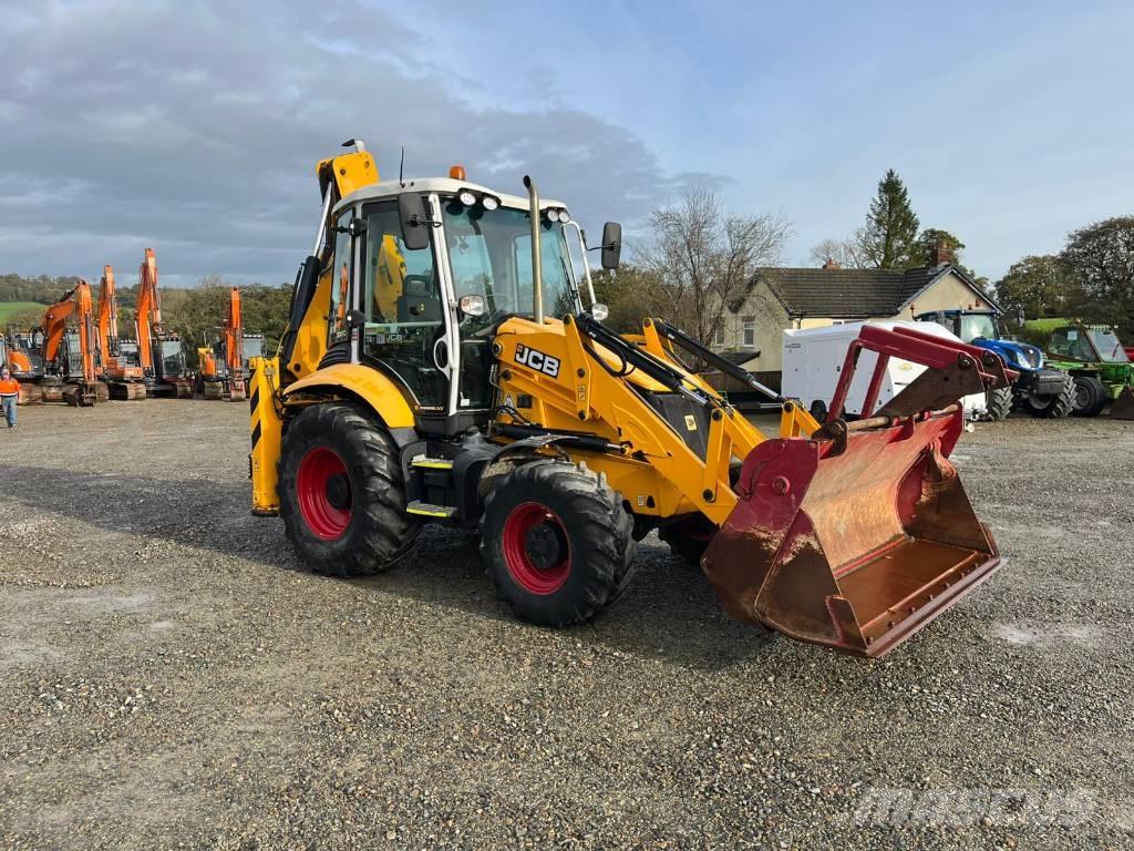 JCB 3 CX Kaivurikuormaajat