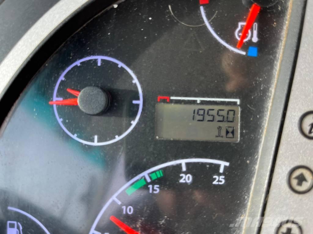 JCB 3 CX Kaivurikuormaajat