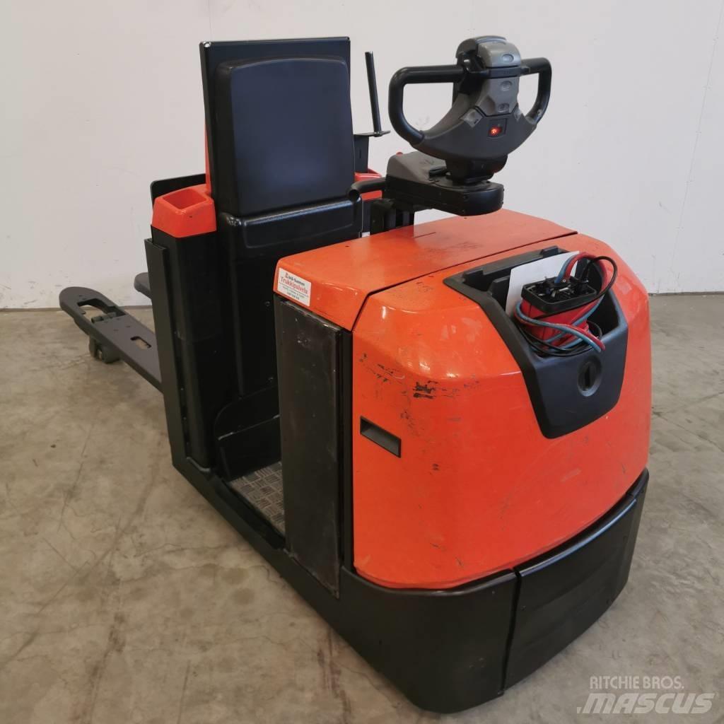 BT OSE 250 P Matalakeräilytrukit