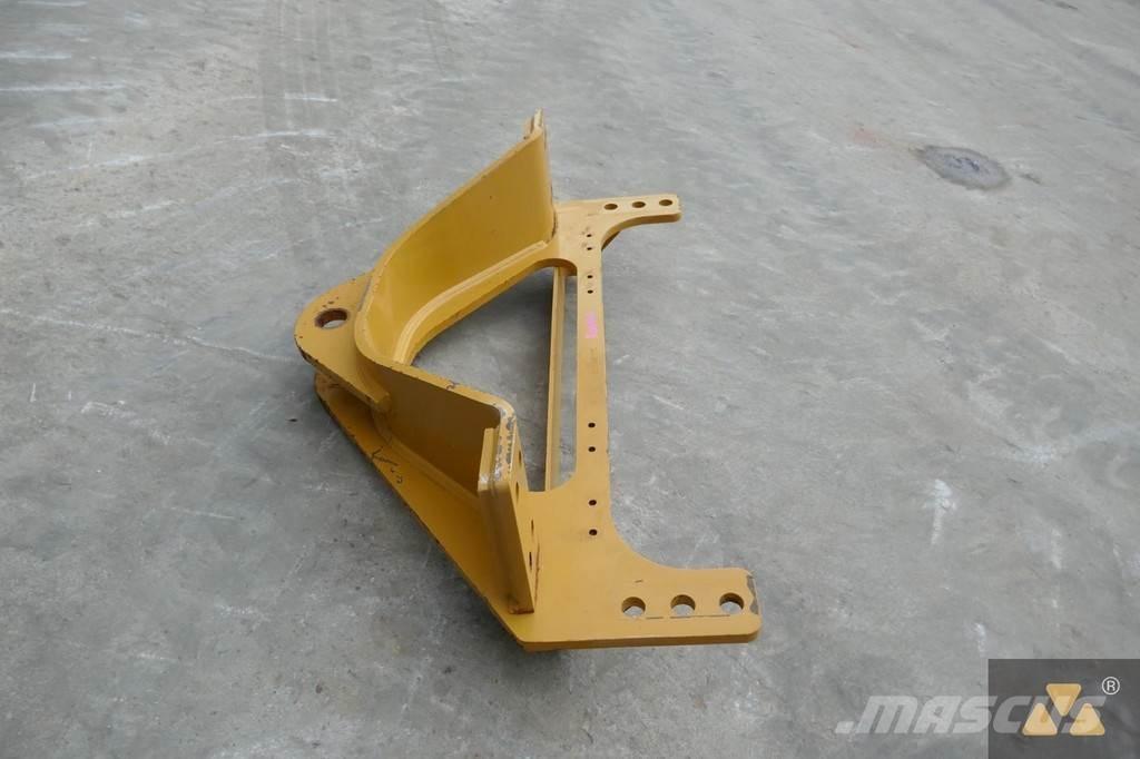 CAT 140M3 Drawbar Muut