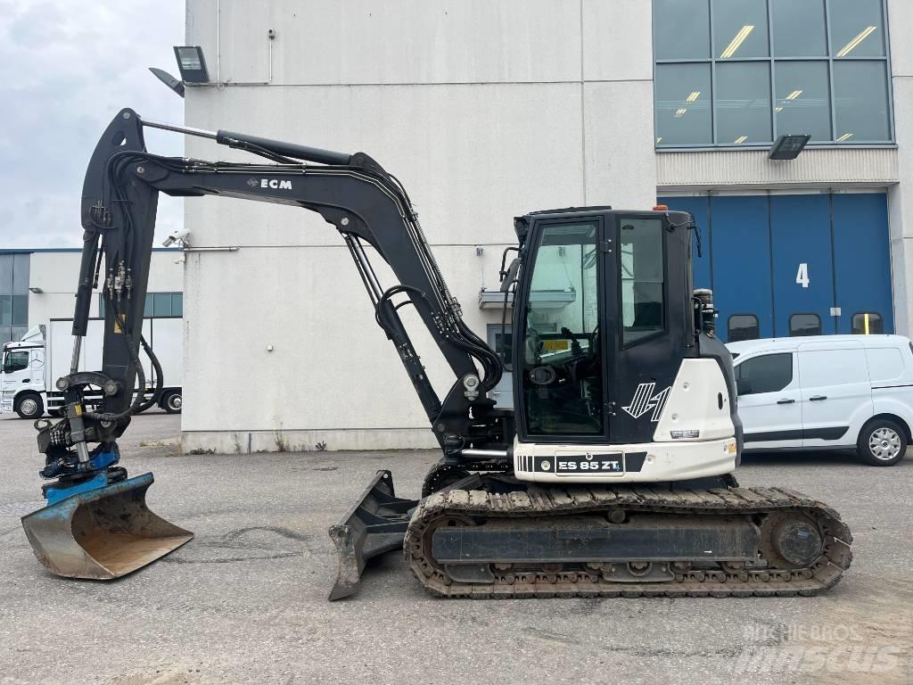 ECM ES 85 ZT Midikaivukoneet 7t - 12t