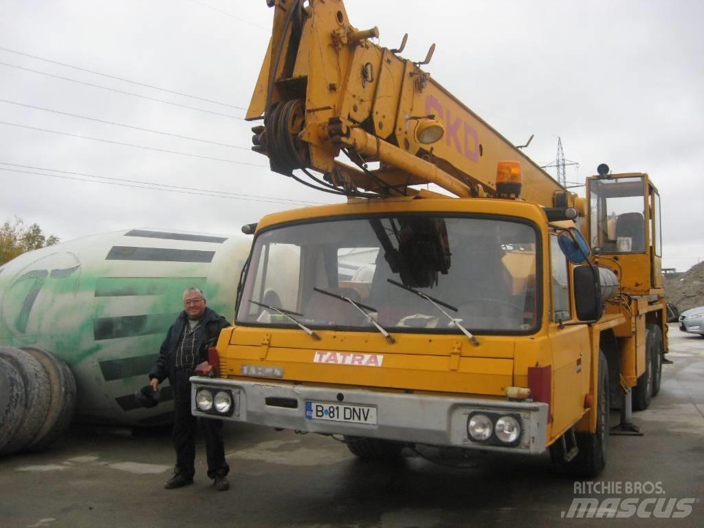 Tatra CKD Mobiilinosturit