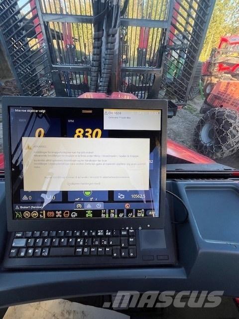 Komatsu XF895-2 Kuormatraktorit
