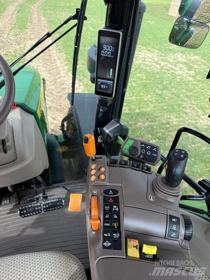 John Deere 5100 R Traktorit