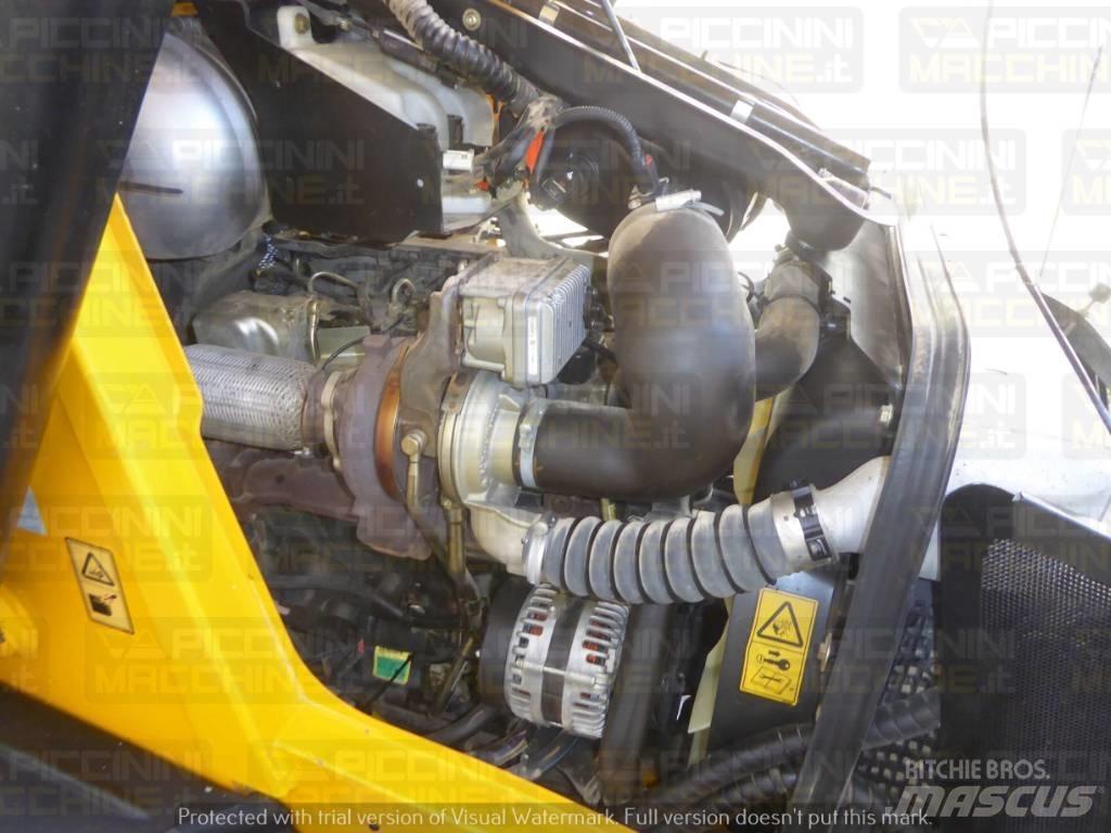 JCB 3CX Kaivurikuormaajat