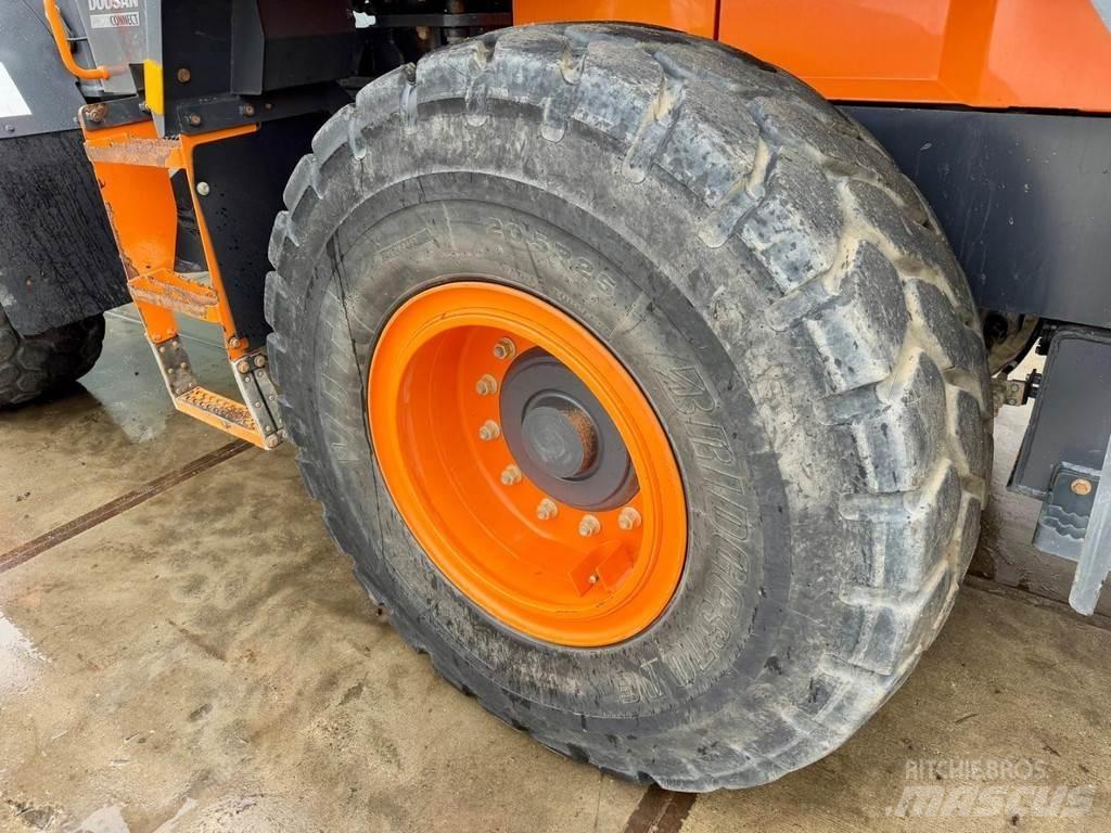 Doosan DL250-7 Pyöräkuormaajat