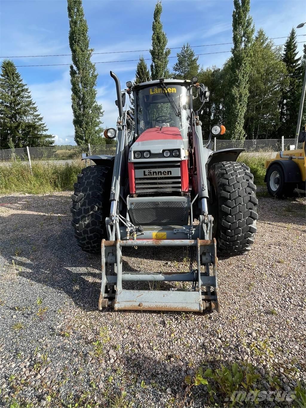 Lännen 8600 E Traktorit