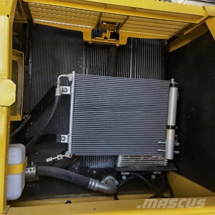 Komatsu PC200-8 Telakaivukoneet
