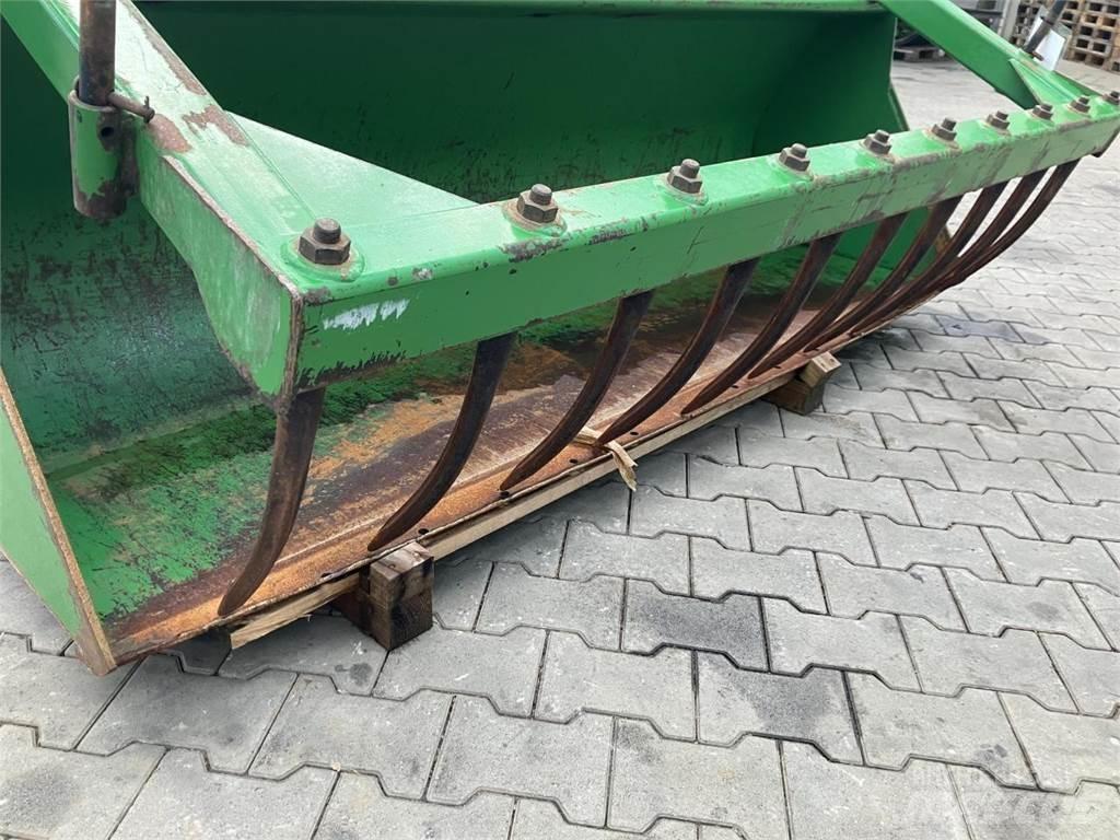 John Deere 2,20 m Etukuormaimen varusteet