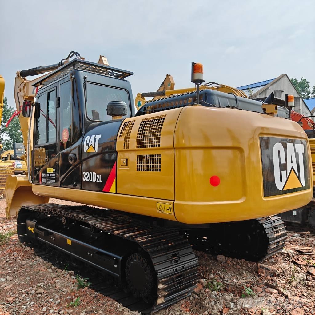 CAT 320D2L Telakaivukoneet