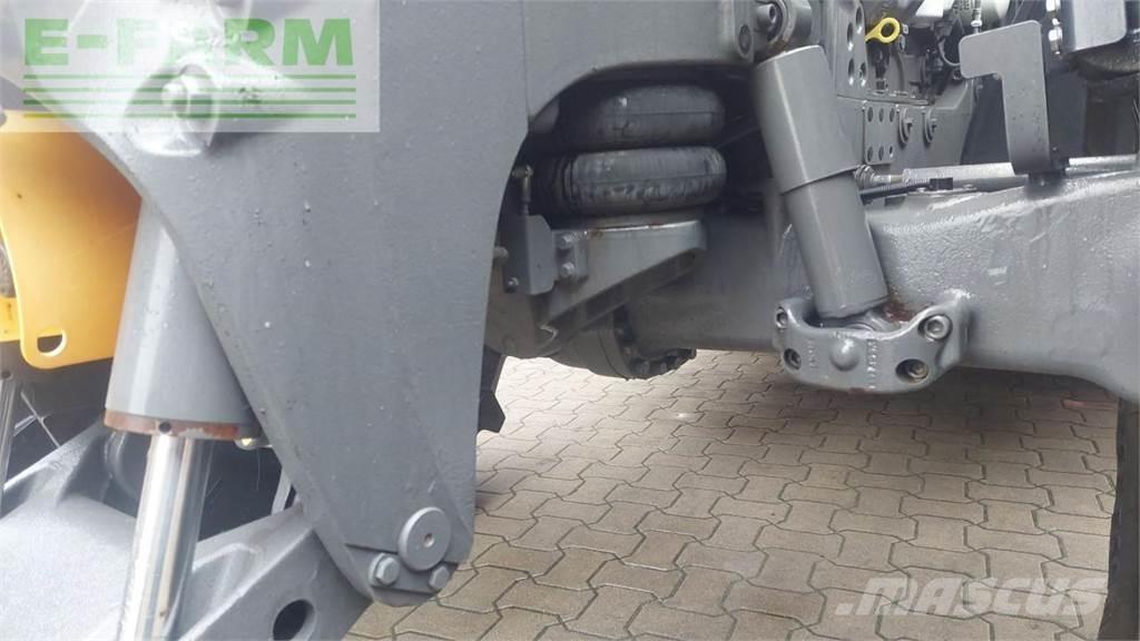 Valtra T 174 Traktorit