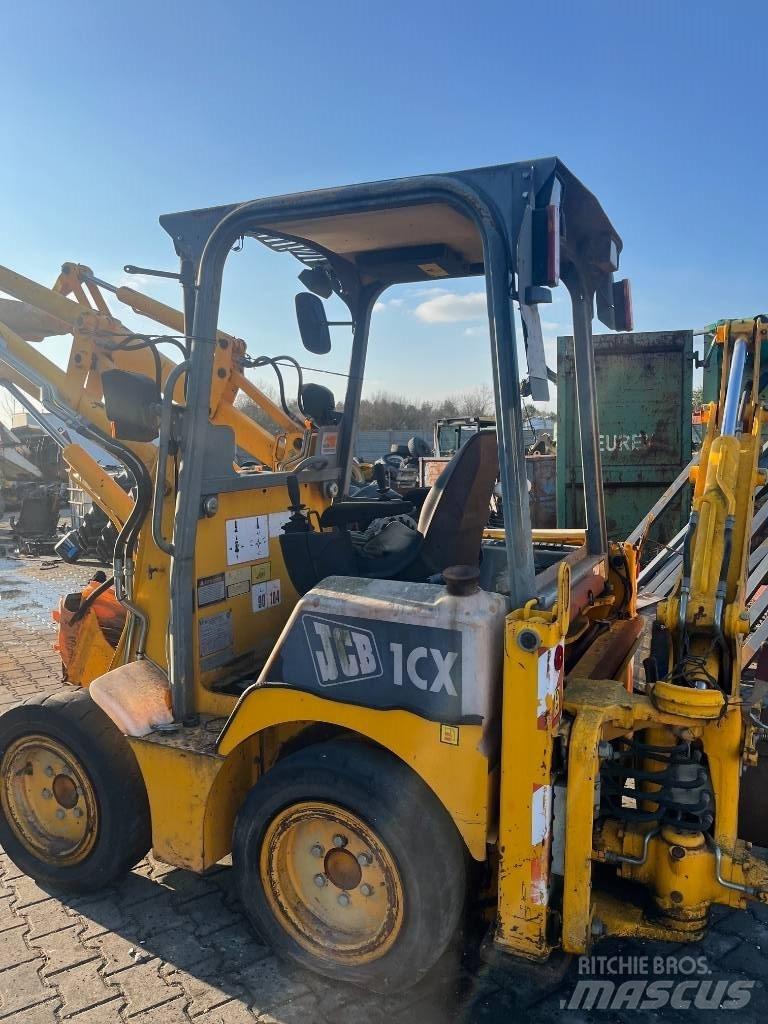 JCB 1 CX Kaivurikuormaajat