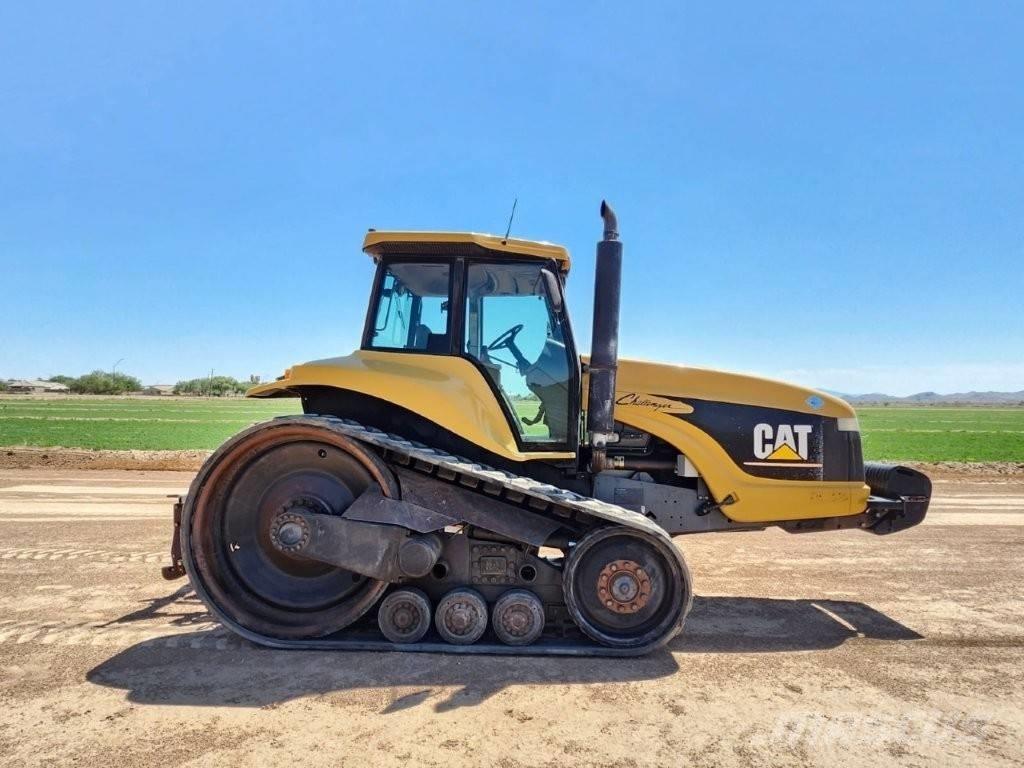 CAT CH45 Traktorit