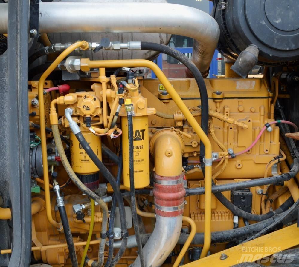 CAT 966H Pyöräkuormaajat