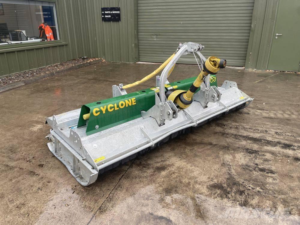 Major MJ 30 280 Kesantoleikkurit ja -murskaimet