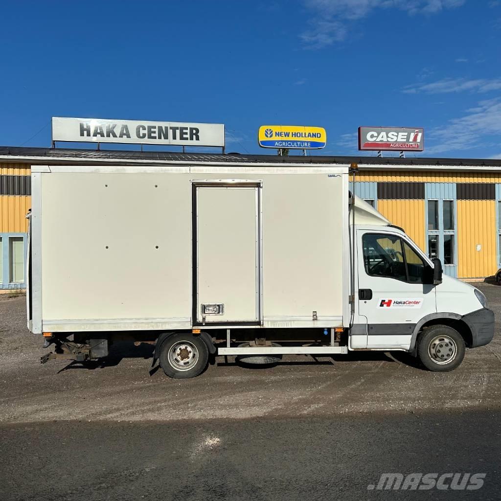 Iveco Daily 3.0 Umpikorikuorma-autot